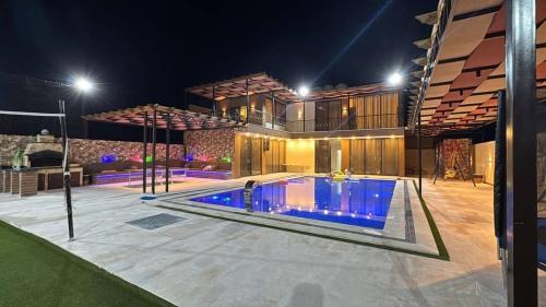 Al Rama Chalet De Esquí | شاليه هاف مليون