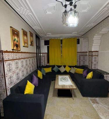 Bni Makada Apartamento | شقة كبيرة فيها 3 غرف و صالون مطبخ حمام و في شارع راقي في طنجة دار تونسي