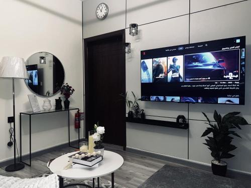 Hera Street Apartamento | شقة مودرن 2