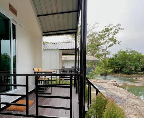 Khao Yai National Park Cabina | กางเขา แคมป์ปิ้ง