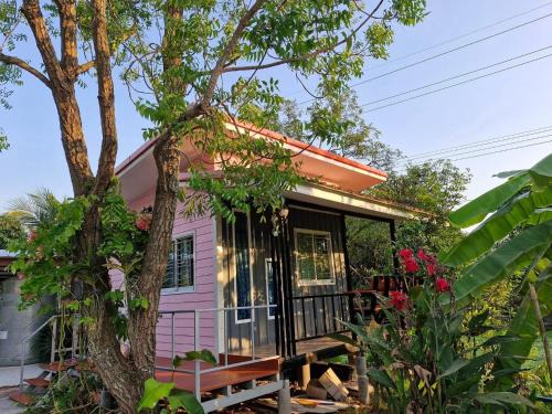 Damnoen Saduak Casa | ดำเนินโฮมสเตย์ Damnoen Homestay