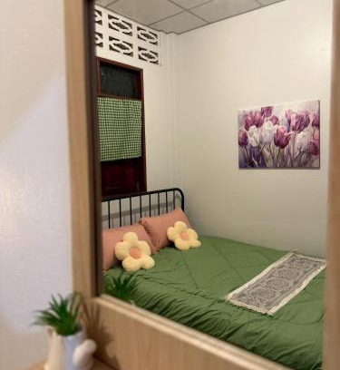 Nong Chaeng Casa | บ้านสวนชายน้ำ โฮมสเตย์ อัมพวา