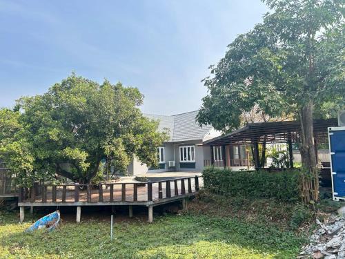 Khu Khot Casa | บ้านสวนริมน้ำ