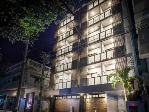 Naha City Centre Hotel | かりゆしコンドミニアムリゾート那覇 グランステイ旭橋駅前