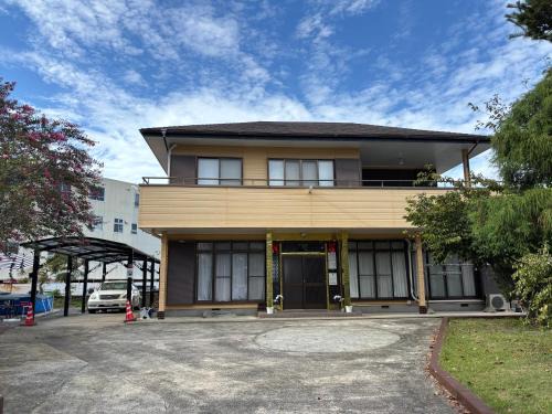 Mito Casa | 一棟貸しの宿 貸別荘 水戸ハウス Vacation Rental Mito House! Location is 1-2-55 Kanemachi Ibaraki Prefecture 場所は茨城県水戸市金町1-2-55です ドア横のキーボックスの番号はご予約後に,チェックイン情報を見る,をご覧下さい