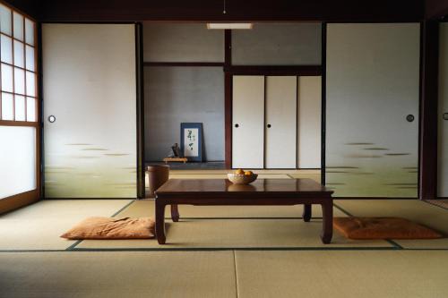 Suooshima Casa | 古民家宿郷の家