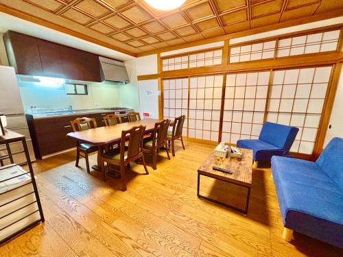 Toyama Apartamento | 古民家ｓｔｙｌｅ富山駅北