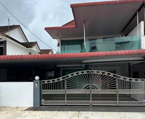 Nibong Tebal Apartamento | 家家民宿