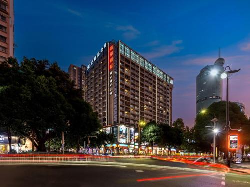 Foshan Apartamento | 寓洣公寓佛山铂顿祖庙岭南天地店