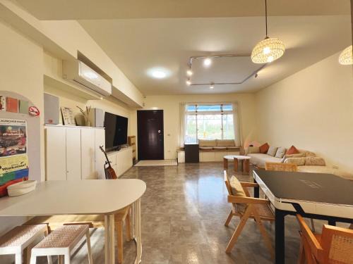 Shanjiao Casa | 日子有光 SHINE Inn Day