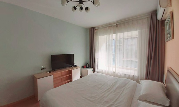Chengyang Apartamento | 青春球场，世纪公园，青岛国家广告产业园丰富美食