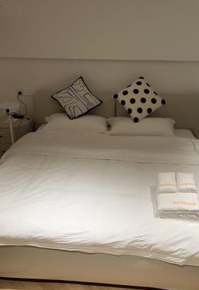 Almendrales Casa | 马德里Usera民宿