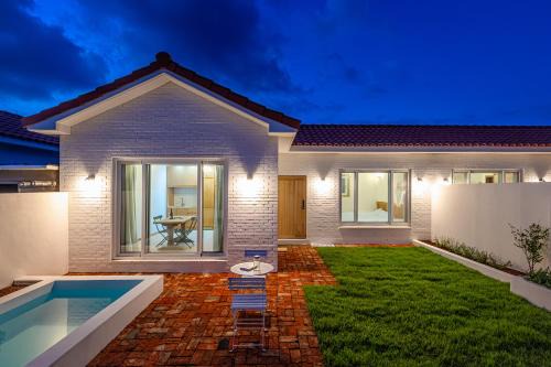 Andeok Casa | 제주 습작풀빌라, jeju seubjag poolvilla