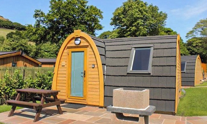 Saddleworth Cabaña | 0 bedroom accommodation in Greenfield