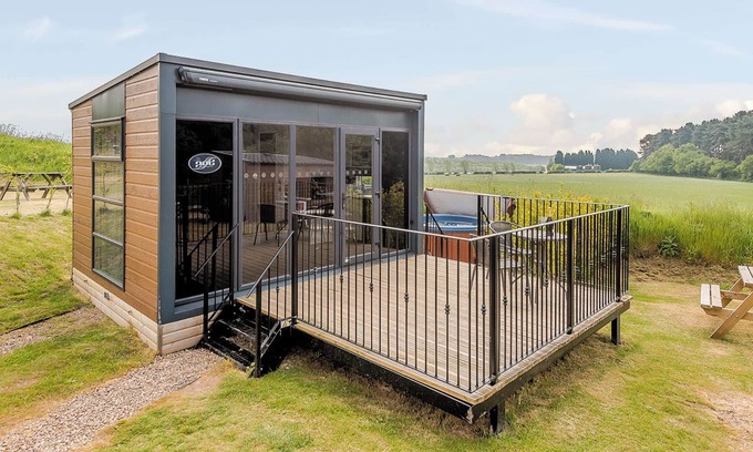 Newark upon Trent Cabaña | 0 bedroom accommodation in Oxton