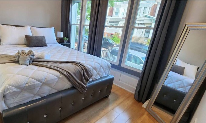 Primos Secane Casa | #01 Bright Room - Cozy Queen Bedroom in Angora