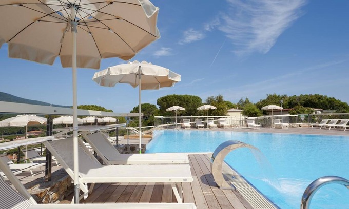 Procchio Casa | 09.08.-23.08.2020 La Perla Del Golfo 4* Room with sea view including breakfast