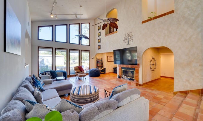 Forest City Casa | 1-Acre Backyard & Gym: Spacious Apopka Escape!