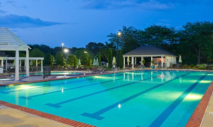 Berkeley Condominio | The Historic Powhatan Resort - 1 Dormitorio arriba