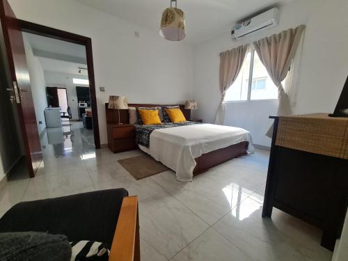 Luanda Apartamento | 1 Bed Apartment - Sleeps 2 - Free Parking
