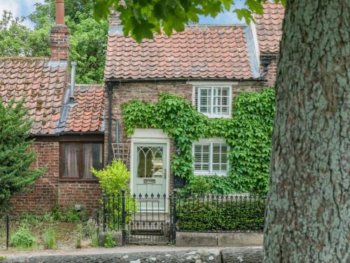 Normanby Casa | 1 Bed in Normanby 79105