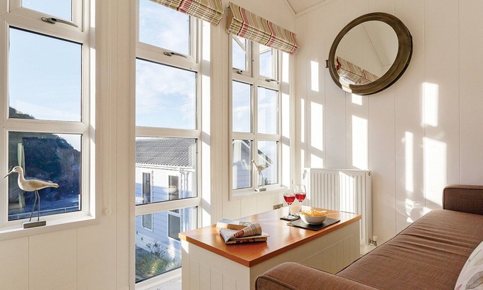 Hele Cabina | 1 bedroom accommodation in Hele Bay, Ilfracombe
