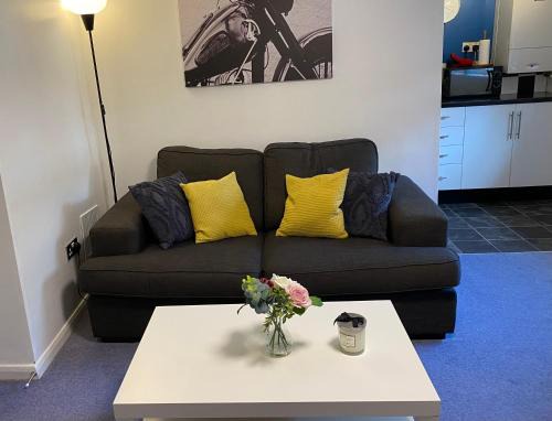 Huntingdon Apartamento | 1 bedroom apartment with own entrance and parking space