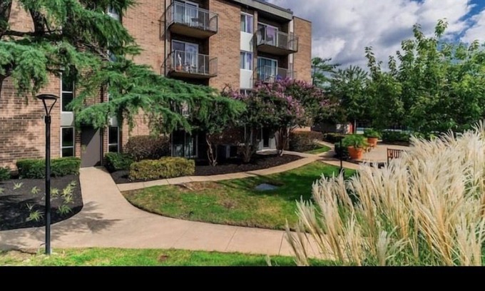 Landmark Apartamento | 1 Bedroom Condo Near the heart of Alexandria