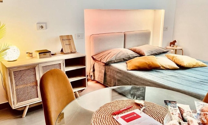 Termini Casa | 1 Bedroom Private vacation home in Termini