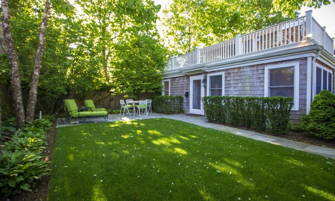 Village of Southampton Casa | Alquiler perfecto para el verano o todo el año, a 1 cuadra del pueblo Condición impecable