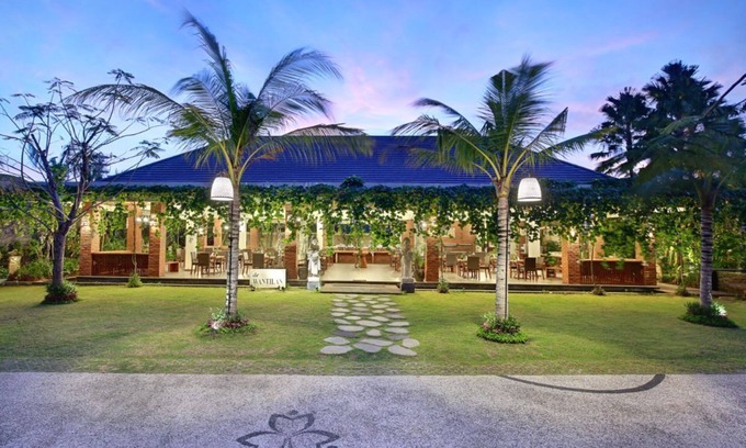 By Pass Ngurah Rai Villa | 1 BR Suite Villa con piscina privada, traslados GRATUITOS al aeropuerto