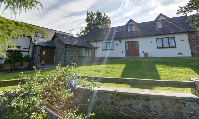 Trefeglwys Casa | 1 Derw Cottages in the beautiful Caersws