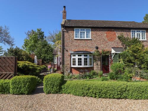 Louth Casa | 1 Eastview