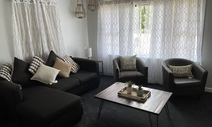 Lexington Casa | 1 king/2queen bd home next to big park