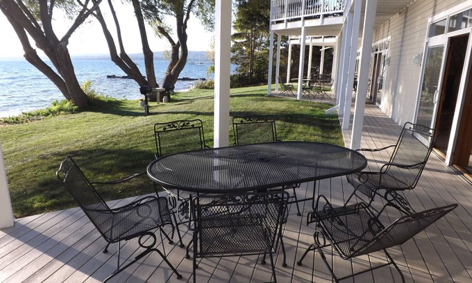 La Pointe Condominio | Madeline Island Lakeside Condo