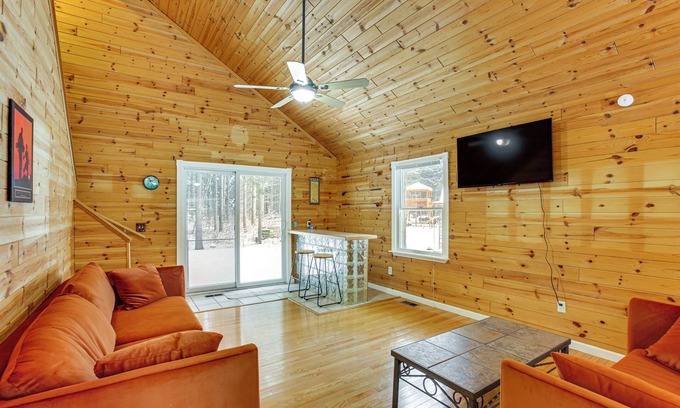 Cadillac Casa | < 1 Mi to ATV Trails: Cadillac Golf Retreat!