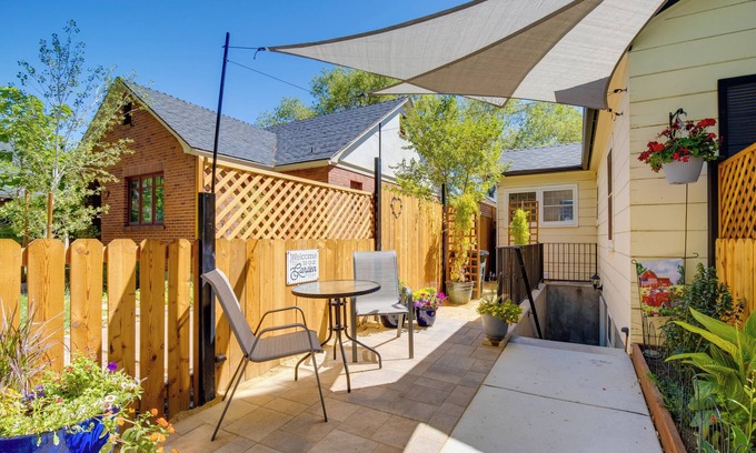 Old Southwest Apartamento | 1 Mi to Riverwalk: Downtown Reno Studio w/ Patio!