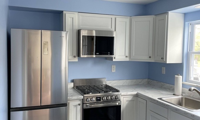 Marmora Apartamento | 1 Mile to Ocean City
