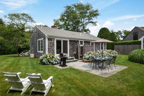 Orleans Casa | 1 min drive to Rock Harbor 2 min to Town