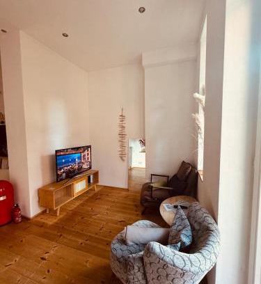 Bad Wilhelmshoehe Apartamento | 1-Zimmer-Apartment mit Balkon nähe ICE-Bahnhof