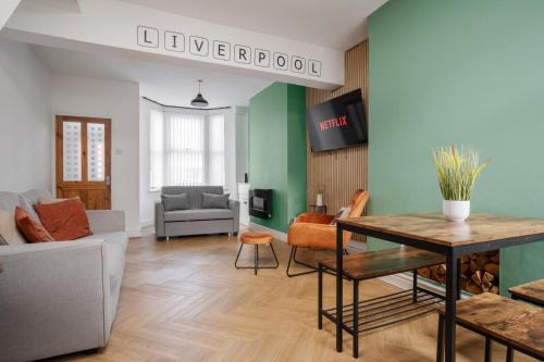 Liverpool Casa | 10 Mins To Crosby Beach Ensuite Wc Parking