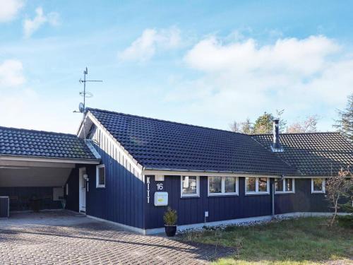 Hadsund Casa | 10 person holiday home in Hadsund