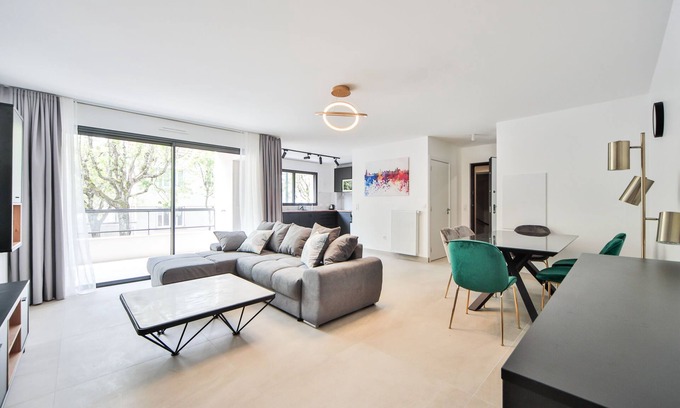 La Varenne Saint-Hilaire Apartamento | 101 69-Apartamento-Baño privado-Balcón