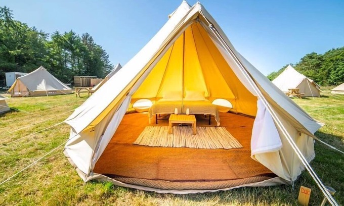 Llanfaethlu Cabina | 11 'Bellatrix' Bell Tent Glamping Anglesey