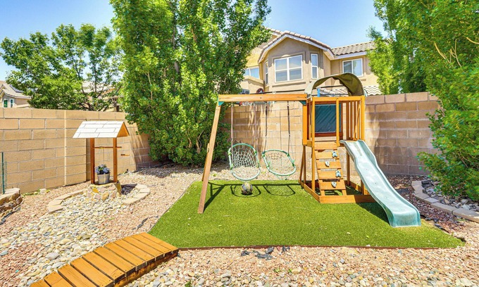 Ventana Ranch Casa | 11 Mi to River of Lights: Family Home w/ Yard