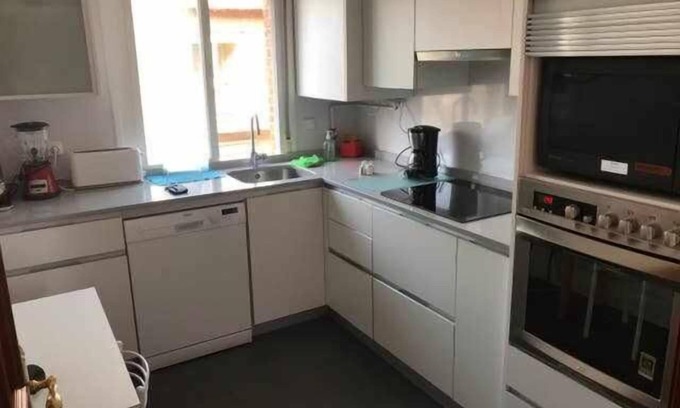 Pradolongo Apartamento | 12 Octubre Residence
