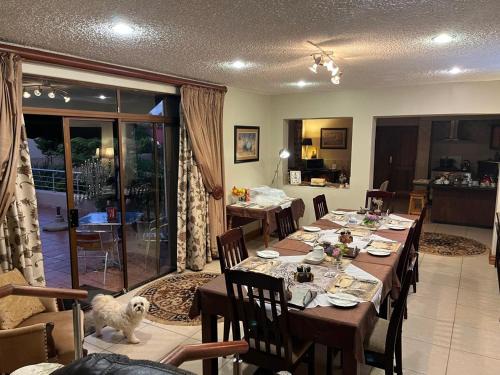 Bedfordview Casa | 125 on Van Buuren Road Guest House