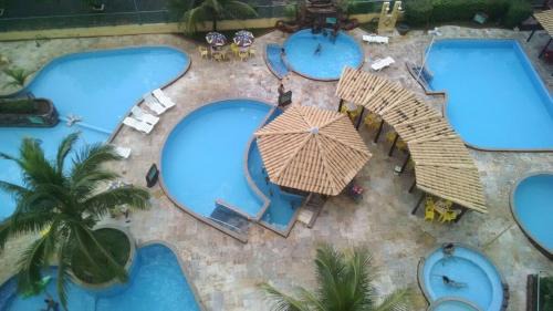 J Jeriquara Apartamento | 1307 AP 2 Quartos banheira de hidro privativa , bebidas liberadas nas piscinas , e com internet no ap, proximo ao shopping singapura