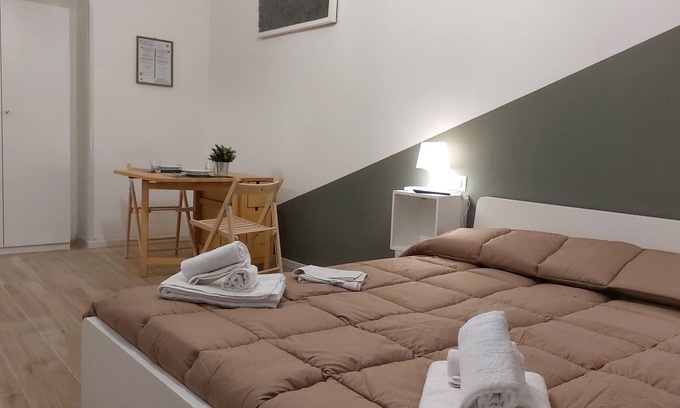 Milan Apartamento | 15 minutes by subway from the Cathedral " The Russian Flower"
