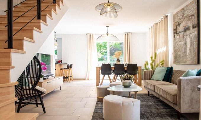 Etercy Casa | 15 minutes from Annecy, lovely 4-bedroom villa with private garden